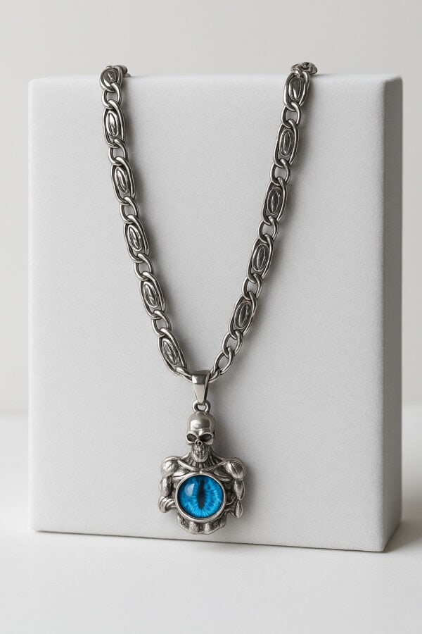 Aarvx Man's Skull Eye Amulet Chain