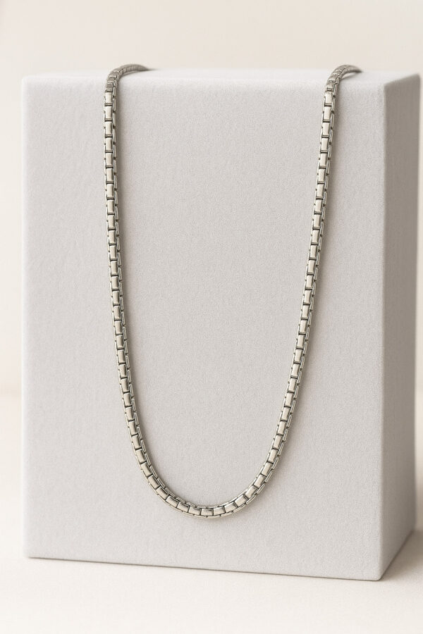 Aarvx Men’s Silver Box Chain Necklace – Sleek Stainless Steel Square Link