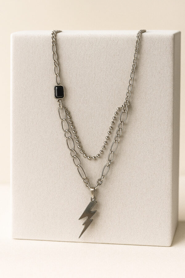 Aarvx Unisex Geometric Chain with Black Pendant