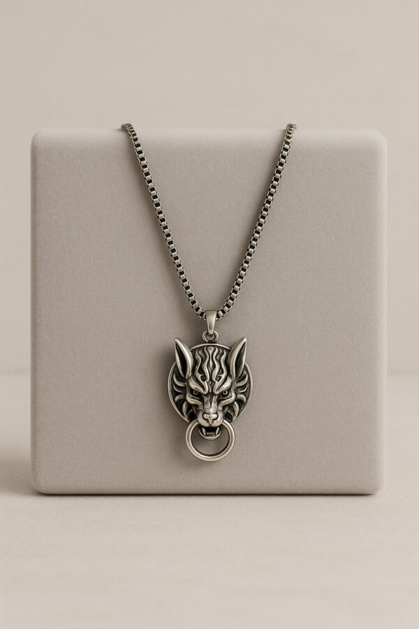 Aarvx Wolf Head Pendant Necklace – Stainless Steel Streetwear Chain